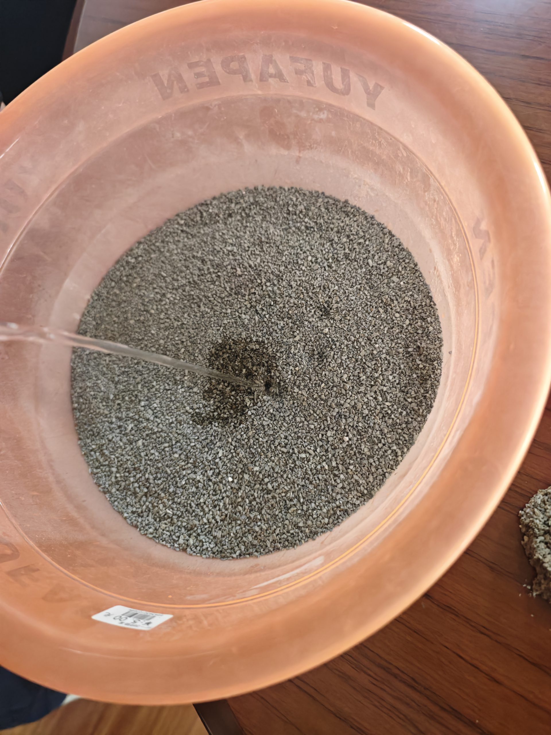 Excellent-Bentonite-Crushed-Cat-Litter